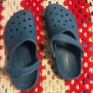 CROCS Blue Sandals with Ventilation and Heel Strap